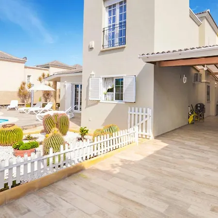 Miranda Villa